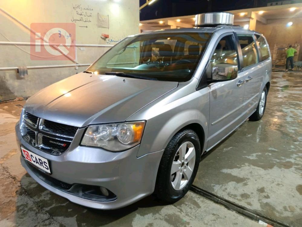 دودج جراند كارافان